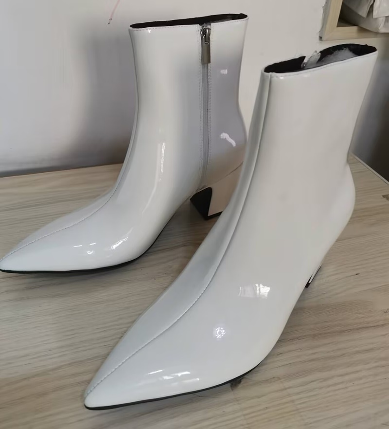 Men Formal Wear With Boots - รองเท้าบูทสีขาวแฟชั่นใหม่สำหรับผู้ชาย รองเท้าหนังแก้วคุณภาพสูง รองเท้าส้นสูงหัวแหลมสำหรับผู้ชาย